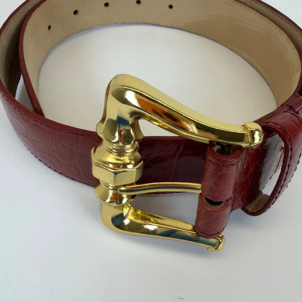Ellen Tracy Italian‎ Alligator Calfskin Belt Gold Buckle Medium Red